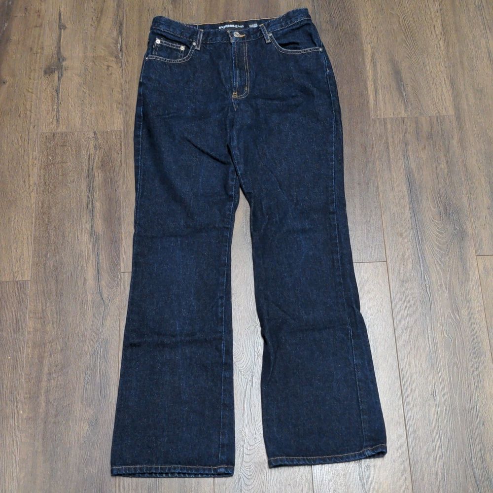 Express Dark Wash Flare Leg Jeans size 9/10 Long